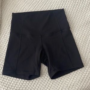 lulu lemon shorts